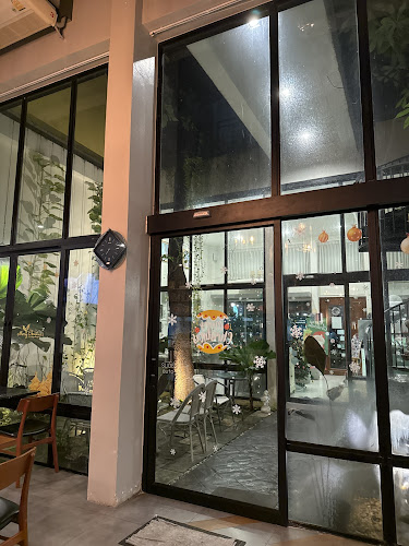 Opinii despre Billin Cafe&Bistro în อำเภอหาดใหญ่ - การบริการอาหารและที่พัก