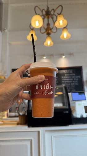 Opinii despre CHARLOTTE DOUGHNUTS Warehouse în อำเภอหาดใหญ่ - การบริการอาหารและที่พัก