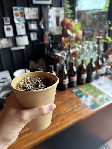 Comentarii opinii despre AREA 27