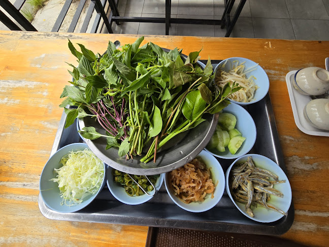 Opinii despre ขนมจีนสะพานหิน în อำเภอเมืองภูเก็ต - การบริการอาหารและที่พัก