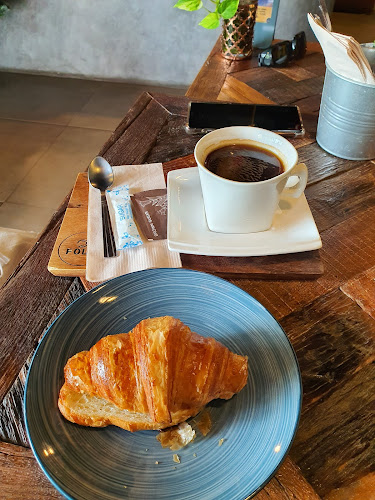 211 ถ. ศรีสุนทร ตำบลเชิงทะเล อำเภอถลาง ภูเก็ต 83110