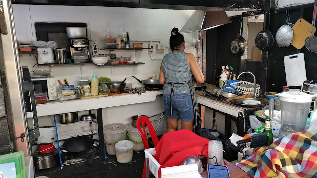 Nely Restaurant - การบริการอาหารและที่พัก