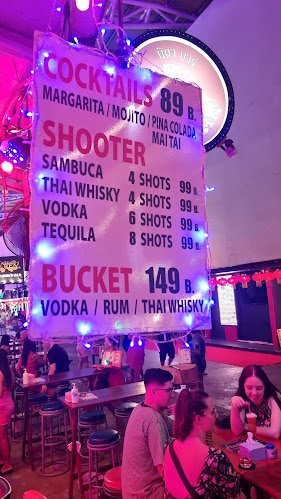 V7VW+QQP, Unnamed Road, ตำบลป่าตอง อำเภอกะทู้ ภูเก็ต 83150