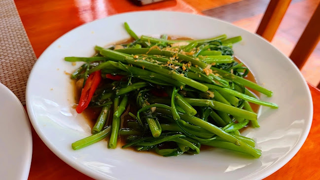 Arisa Kitchen - การบริการอาหารและที่พัก