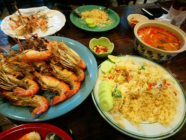 Grilled Shrimp - การบริการอาหารและที่พัก