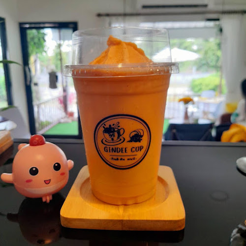 Gindee Cup (คาเฟ่ & shop เสื้อผ้า)