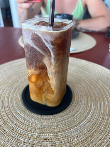 Opinii despre Born to drink în อำเภอเมืองภูเก็ต - การบริการอาหารและที่พัก