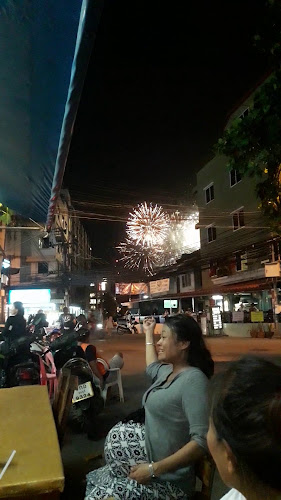 Tom Target Bar - อำเภอบางละมุง