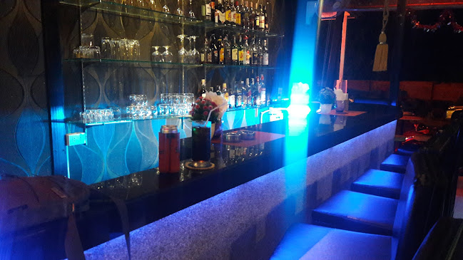 Opinii despre Sugar Cane Bar 1 în อำเภอเมืองภูเก็ต - การบริการอาหารและที่พัก