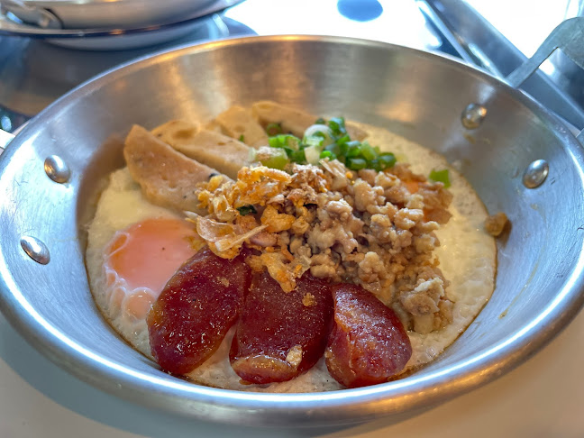 Comentarii opinii despre โต๊ะแดงอาหารเช้าสุโขทัย