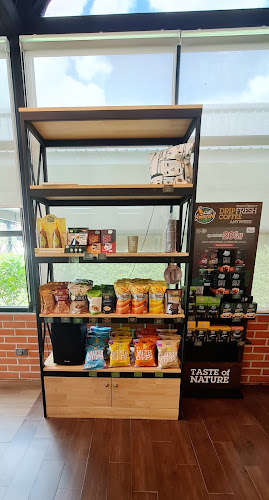 Café Amazon ปตท. อ้อมน้อย - อำเภอกระทุ่มแบน