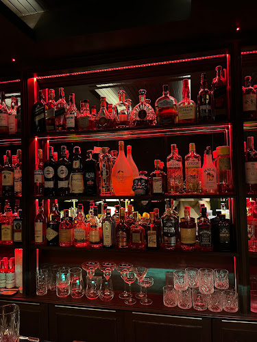 Opinii despre Oak wood bar în อำเภอหาดใหญ่ - การบริการอาหารและที่พัก