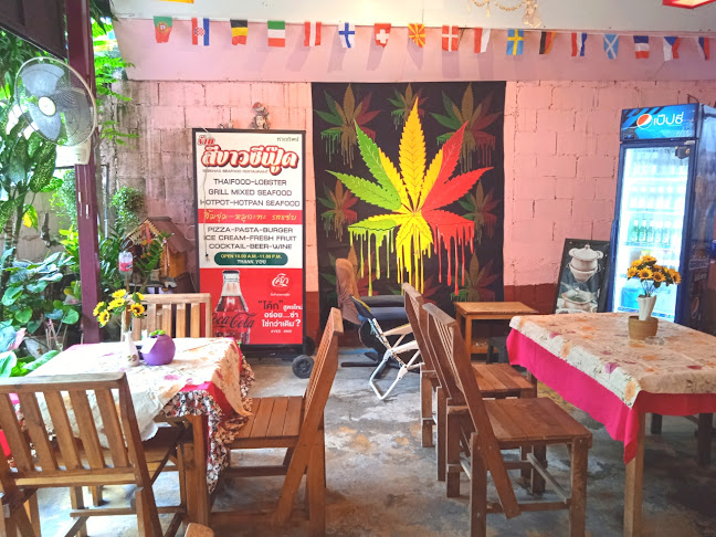 Opinii despre ร้านอาหารสีขาวซีฟู้ด în อำเภอเมืองภูเก็ต - การบริการอาหารและที่พัก