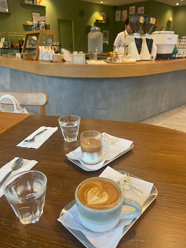 Fisherman Way Business Garden, Leikki Neighbourhood Cafe 5/45, ตำบล ราไวย์ Muang, ภูเก็ต 83130