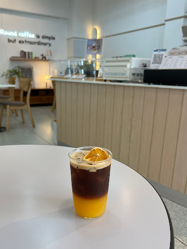 Opinii despre Round coffee în อำเภอหาดใหญ่ - การบริการอาหารและที่พัก