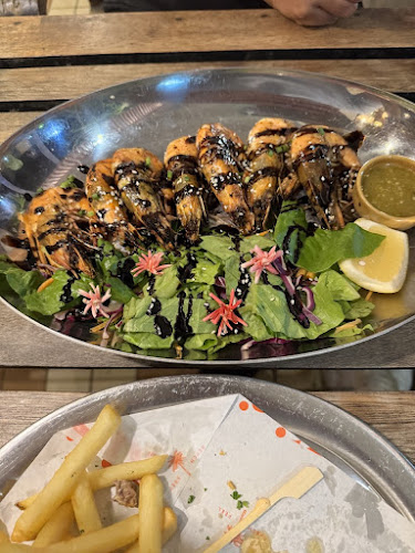 KIRI burger & bowl , kata beach - Muang