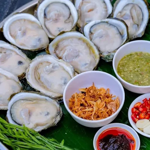 V8V2+QQF ตำบลป่าตอง อำเภอกะทู้ ภูเก็ต 83150