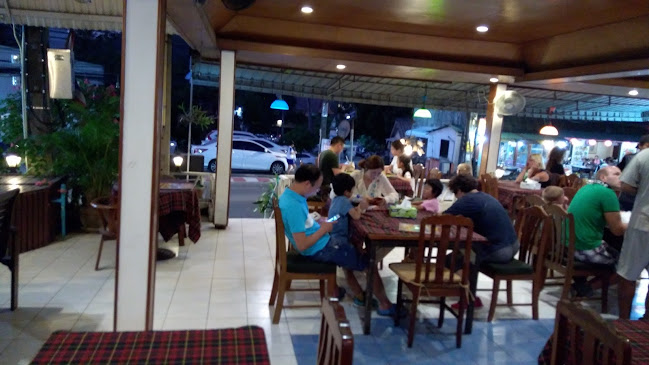 Blue Lagoon Thai & Seafood Restaurant - อำเภอถลาง