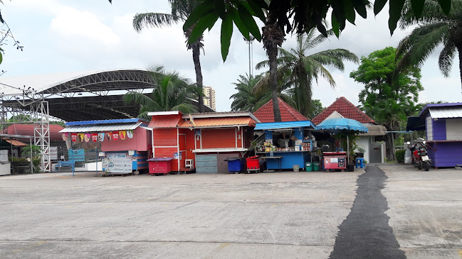 พี่เพ็ญอาหารตามสั่งสวนเทศบาลเเหลมฉะบัง - อำเภอศรีราชา