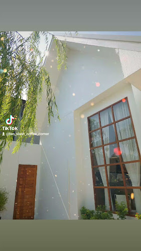 Comentarii opinii despre Ten slash coffee corner tenslash เท็นสแลช คาเฟ่นครปฐม