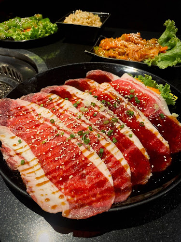 10 ถนน ถลาง ตำบลตลาดใหญ่ อำเภอเมืองภูเก็ต ภูเก็ต 83000