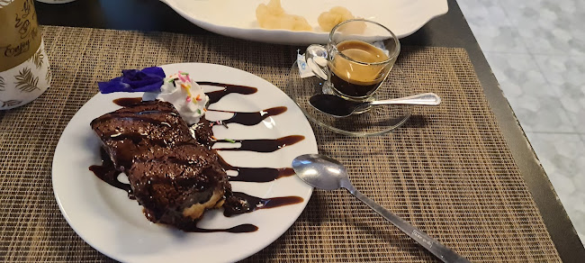 Opinii despre RISTO PIZZERIA PIT STOP în อำเภอกะทู้ - การบริการอาหารและที่พัก