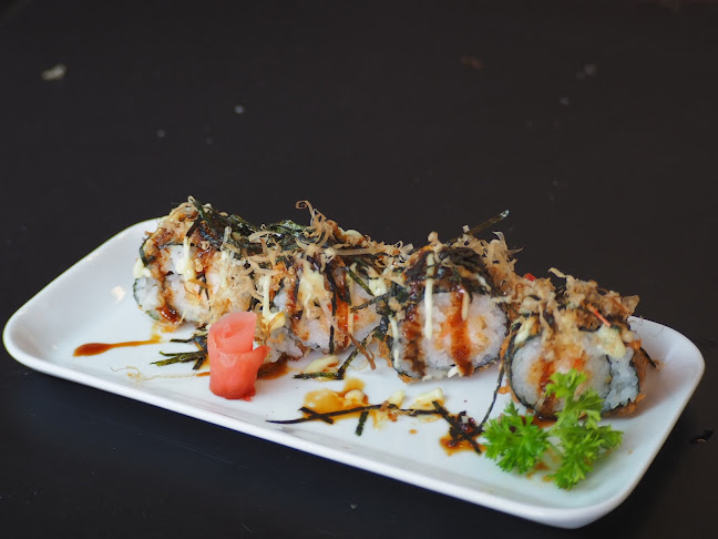 Seven Sushi เซเว่น ซูชิ - การบริการอาหารและที่พัก