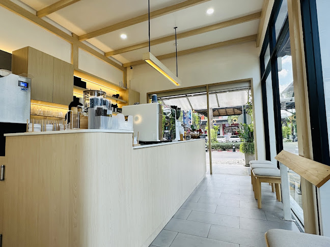 MOVE ON Coffee House - อำเภอธัญบุรี