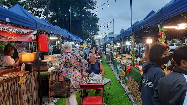 Comentarii opinii despre Street food Miami Jomtien สตรีทฟู้ดไมอามี่จอมเทียน