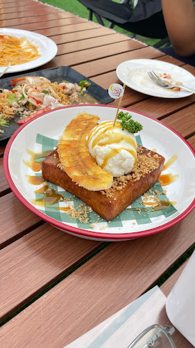 จันท์ปัง Chan pang - การบริการอาหารและที่พัก