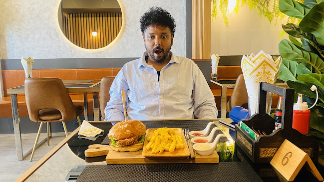 Comentarii opinii despre Burger Saloon