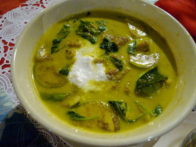 Opinii despre เรือนไทย พัทยา în อำเภอบางละมุง - การบริการอาหารและที่พัก