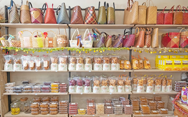 บ้านแก้ว นครปฐม - การบริการอาหารและที่พัก