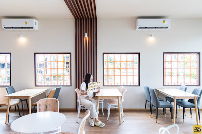 9 1 เพชรเกษม ซอย 8/2 ตำบล คอหงส์ อำเภอหาดใหญ่ สงขลา 90110