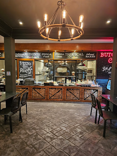 ถนน ปฏัก ตำบล กะรน อำเภอเมืองภูเก็ต ภูเก็ต 83100