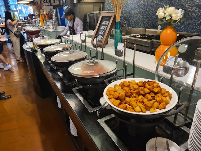 Atelier Restaurant - การบริการอาหารและที่พัก