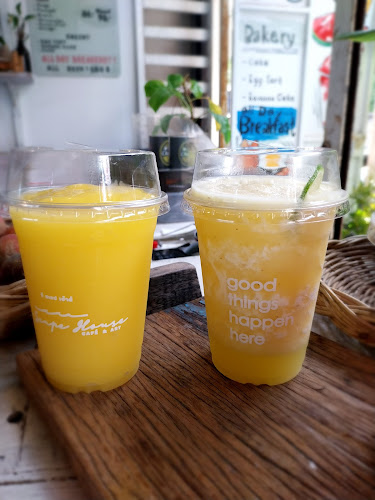 Sea Scape House Cafe' & Art - อำเภอกะทู้