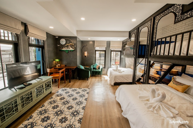 Lynlan​ Cafe - การบริการอาหารและที่พัก