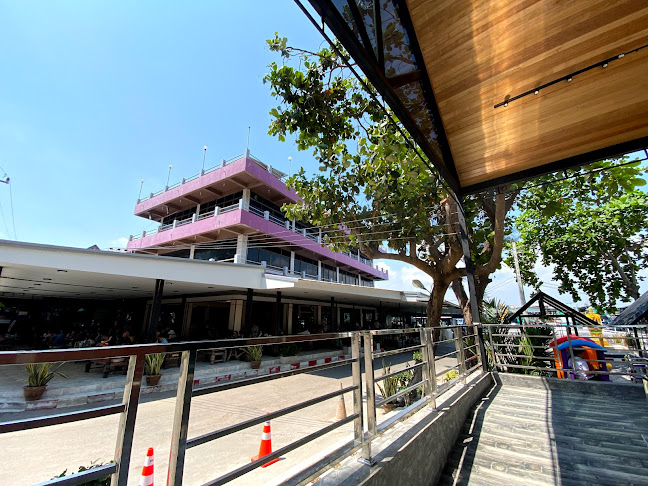 แหลมเจริญ ซีฟู้ด ระยอง - อำเภอเมืองระยอง