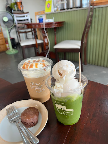 Comentarii opinii despre DIRTY & SCONE