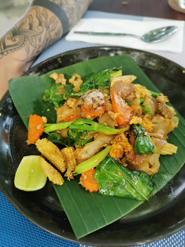 นิกิต้า - การบริการอาหารและที่พัก