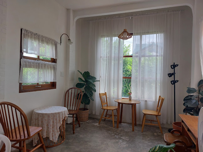 1143, 49 ถ. สุรนารายณ์ ต.ในเมือง, อ.เมือง, นครราชสีมา 30000