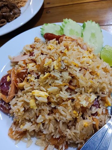 15 22 หมู่ที่ 4 ถ. เจ้าฟ้าตะวันออก ตำบล ฉลอง อำเภอเมืองภูเก็ต ภูเก็ต 83130