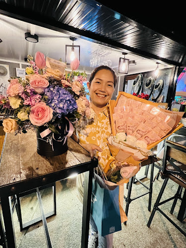 21 February Mix’s - การบริการอาหารและที่พัก