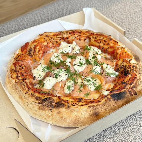 Nailed It Downtown - การบริการอาหารและที่พัก