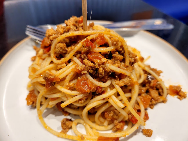 Opinii despre Roasty By Rai Ruen Rom (Asoke) în วัฒนา - การบริการอาหารและที่พัก