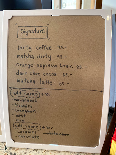 Opinii despre ญ่าคาเฟ่ • Coffee & Desserts • în เมือง - การบริการอาหารและที่พัก