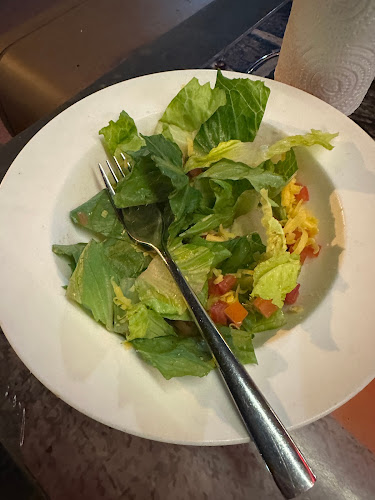 Hooters Phuket | American Restaurant & Sports Bar - อำเภอกะทู้