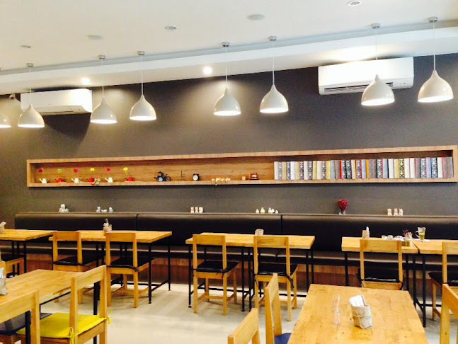 Famoso Cafe&Restaurant