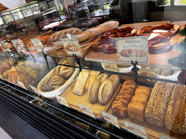 Zurich Bread Cafe - การบริการอาหารและที่พัก